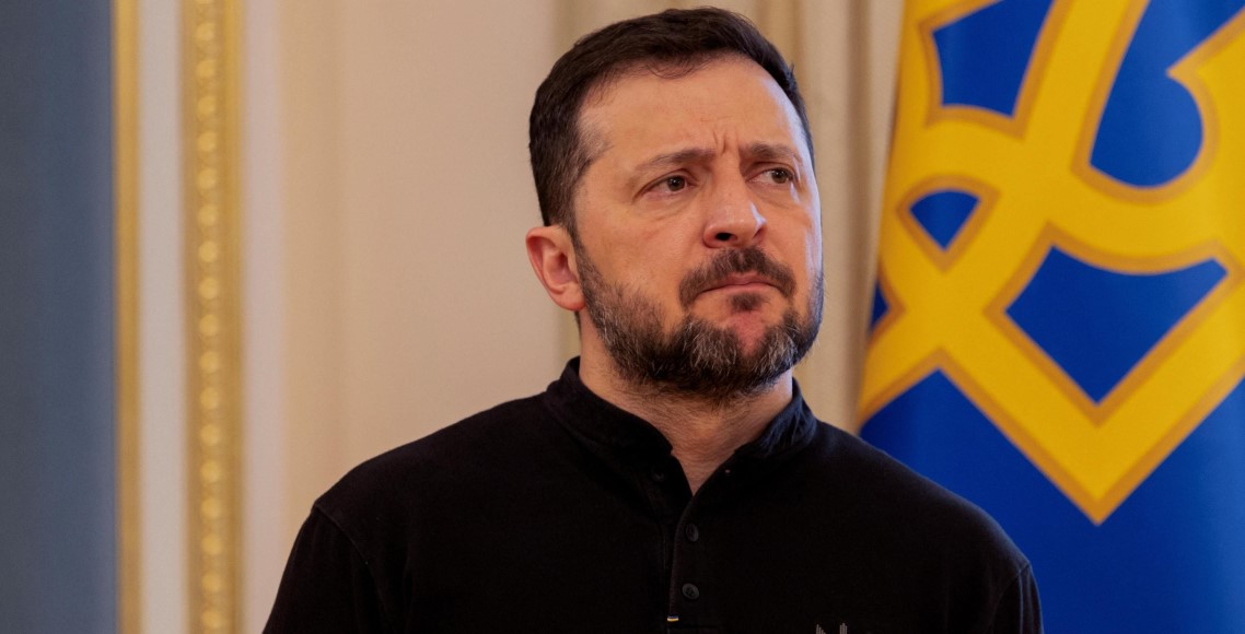 भ्रष्टाचारीले घेरिएका युक्रेनी राष्ट्रपति जेलेन्स्कीका प्रमुख सहयोगले दिए राजिनामा, जेलेन्स्कीलाई संकट