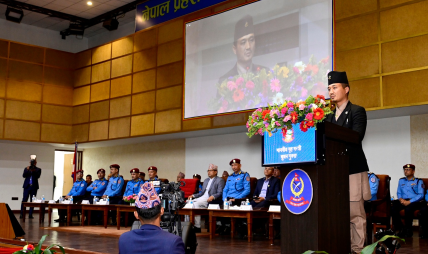 गृहमन्त्री गुरुङको प्रहरीलाई निर्देशन,  शिष्ट बोली र बचन गर्नुहोस