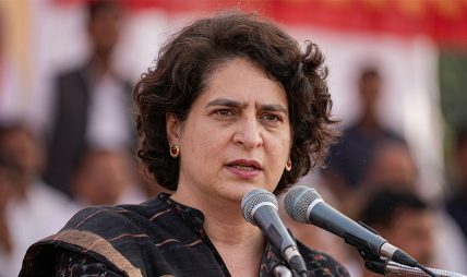 भारतीय लोकसभामा संविधान संशोधन विधेयक पारित, असफल सत्ताधारी दललाई ठुलो झडका