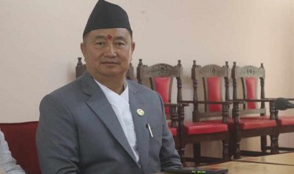 बाग्मतीमा मुख्यमन्त्री फेरिने चर्चा, होला बहादुर लामाकाे ‘रिइन्ट्री’