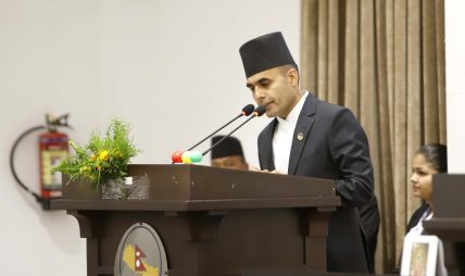 प्रेसलाई नियन्त्रण गर्ने सरकारको कुनै योजना छैन : सञारमन्त्री तिमल्सिना