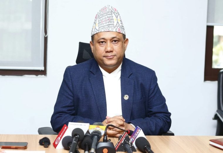 भारतीय विदेश मन्त्रीको निम्तोमा भोली परराष्ट्र मन्त्री खनाल भारत जाने