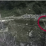त्रिशुली नदिमा इभी भ्यान खस्दा चालक वेपत्ता